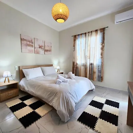 아파트 Lekka's 루트라키